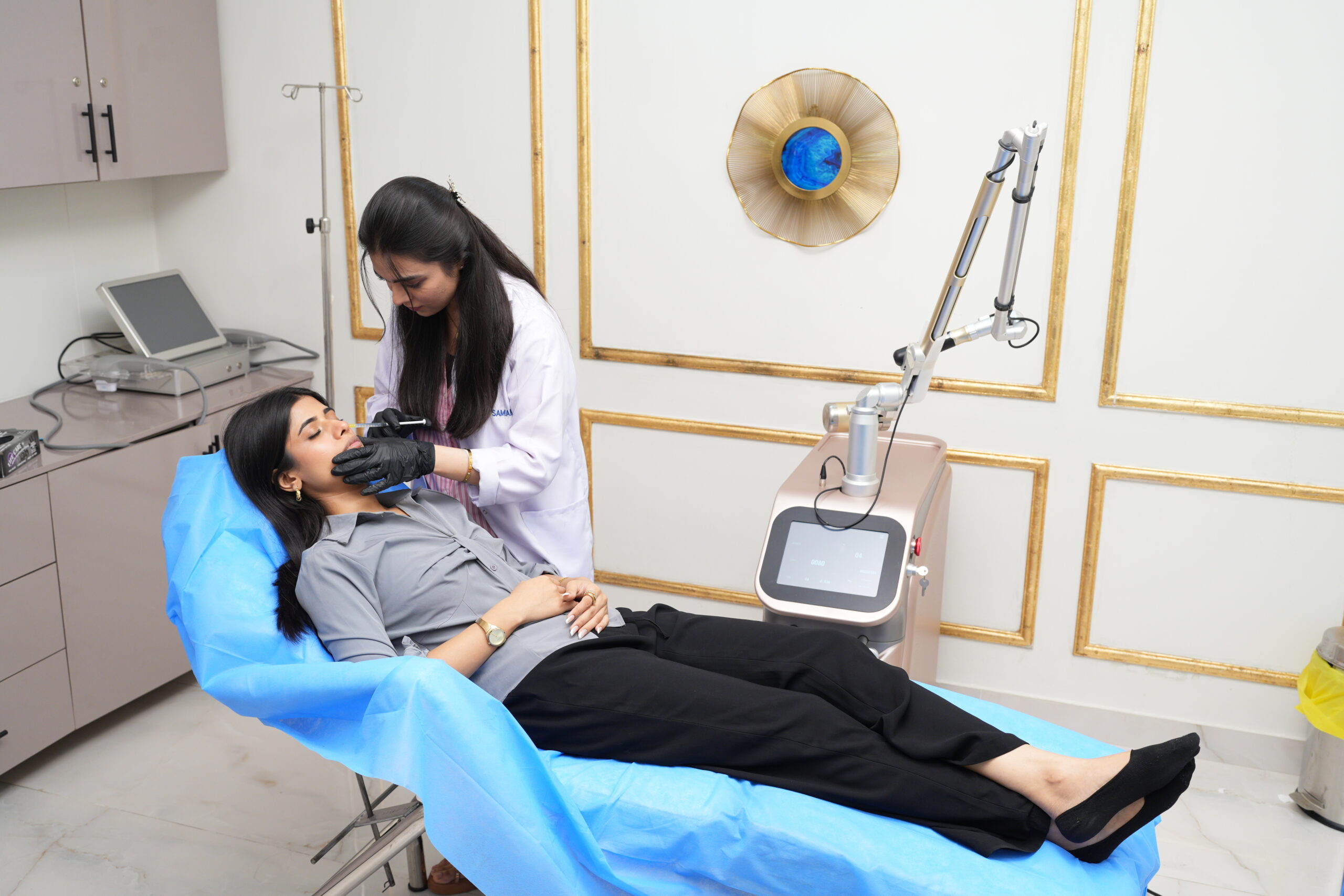 Advanced skin, hair and anti-aging treatments at the best aesthetic clinic in Lahore with dermatologist-guided care, laser therapy, HydraFacial and PRP solutions